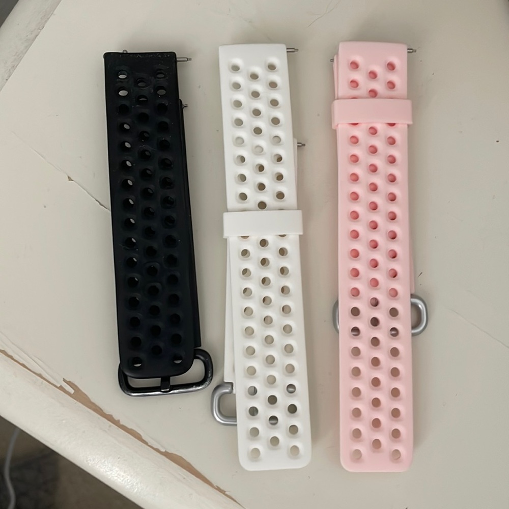 COPY - FitBit Versa 2 sport bands